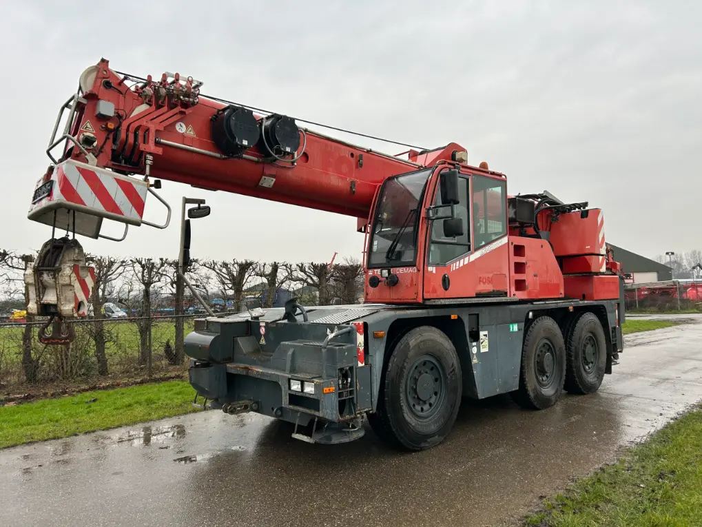 Hijskranen te koop en voor in koop. Kranen, onderdelen en toebehoren.
