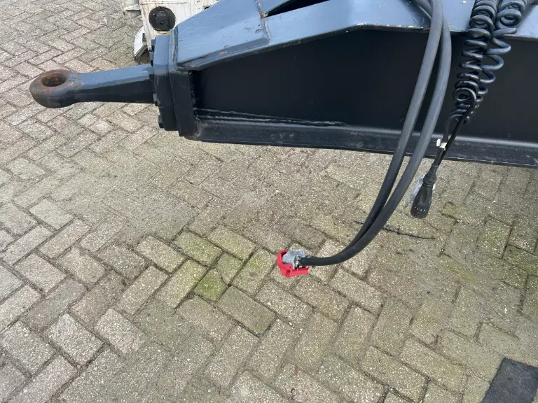 Hijskranen te koop en voor in koop. Kranen, onderdelen en toebehoren.
