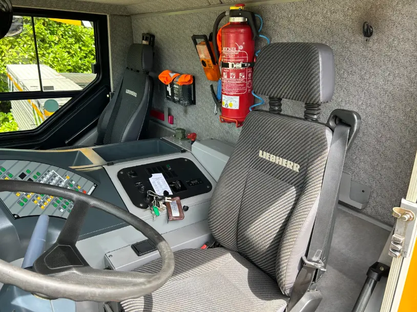 Hijskranen te koop en voor in koop. Kranen, onderdelen en toebehoren.