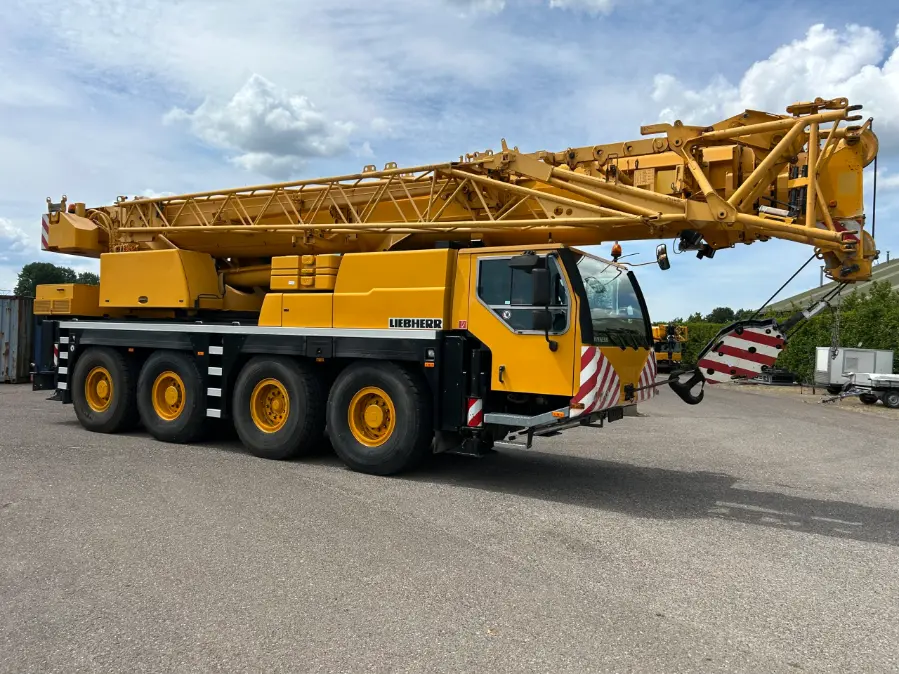 Hijskranen te koop en voor in koop. Kranen, onderdelen en toebehoren.