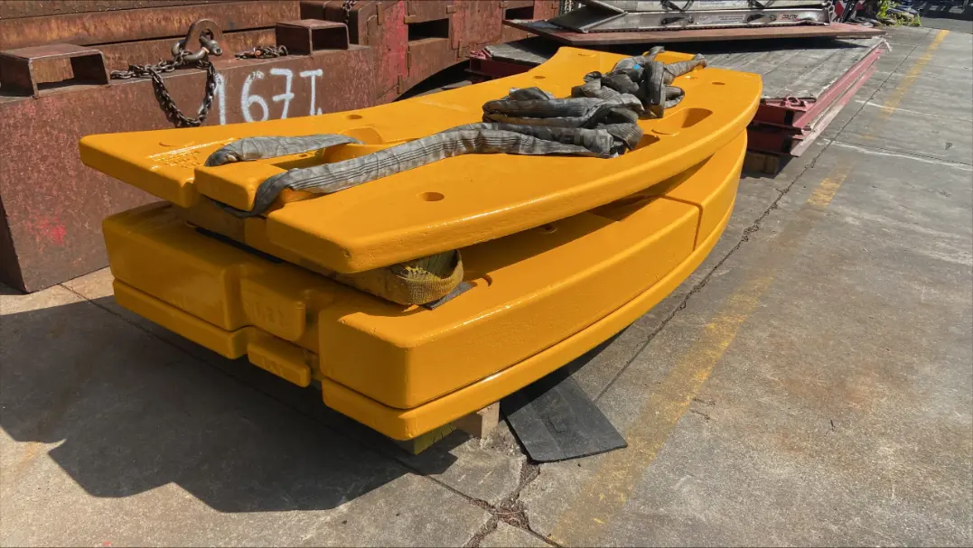 Hijskranen te koop en voor in koop. Kranen, onderdelen en toebehoren.